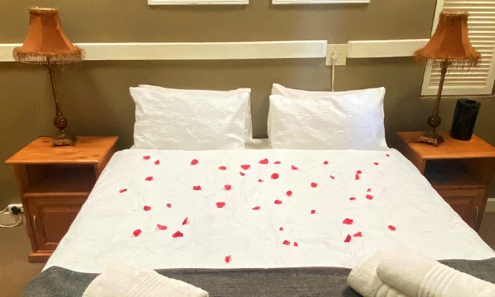 Mpumalanga: 2-Night Stay for Two with Breakfast and optional Manicure or Spa Package at The Highland Rose Bed and Breakfast - Image 17