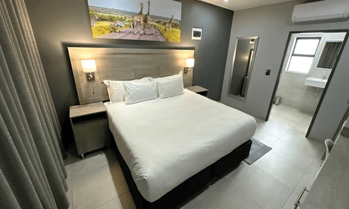 Mpumalanga: 2-Night Weekend Stay for Two including Breakfast at Khayalami Hotel, Secunda - Image 4