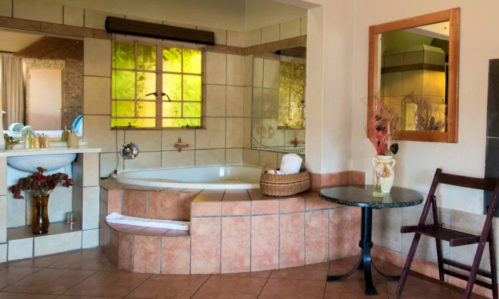 Mpumalanga: 2 or 3-Night Stay for 2 or 4 at Lions Rock Rapids - Image 7