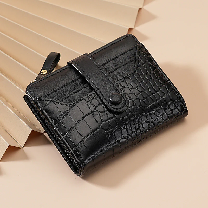 Crocodile Pattern Multi-Card Wallet - Image 12