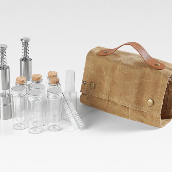 Portable Outdoor Condiment Bottle Set - Image 8