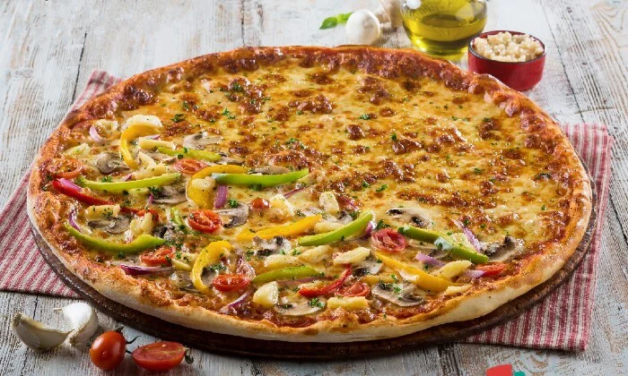 Panarottis Family Feast for 4: Monsterito Duo Pizza + 1L Coke - Image 4