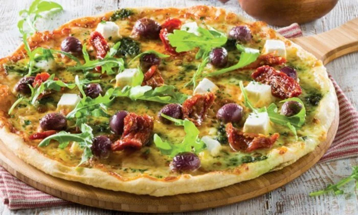 Panarottis Mega Family Feast for 4 – Large Pizzas + Desserts + 1L Coke at Panarottis Express Salt Food Market - Image 2