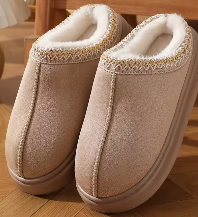 Trendy Plush Ultra Soft Platform Slippers - Image 3