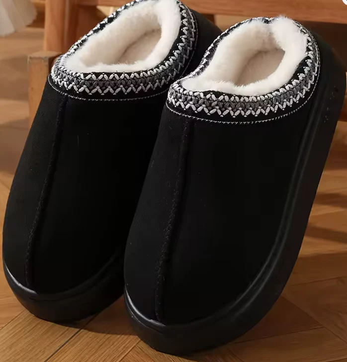 Trendy Plush Ultra Soft Platform Slippers - Image 6
