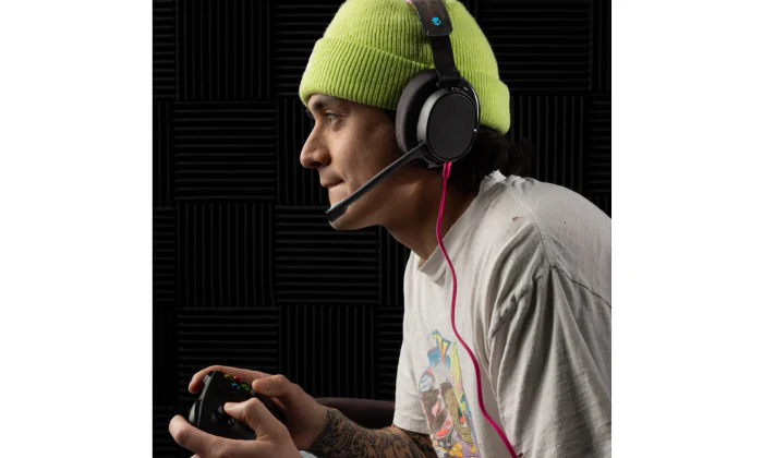 Skullcandy SLYR Multi-Platform Wired over Ear Gaming Headset - Image 2