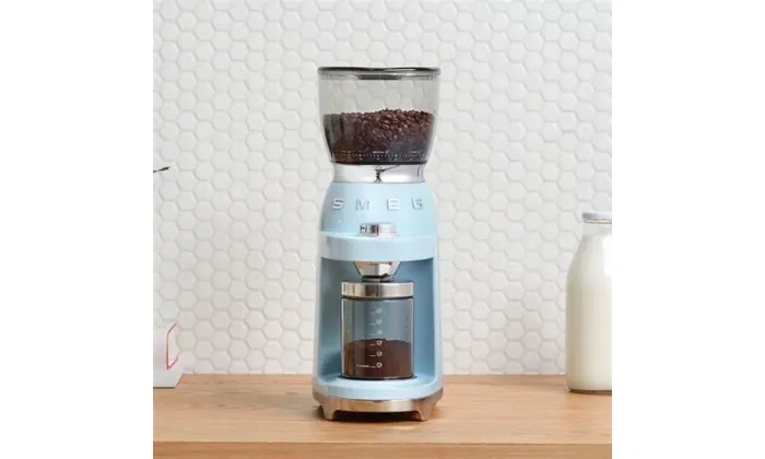 Smeg 50's Style Retro Coffee Grinder - Pastel Blue - Image 2
