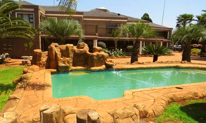 Spa Overnight Retreat and Tranquillity Room at Elohim's Place Retreat and Spa - Image 4