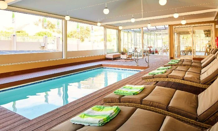 Spring Showers Couples Spa Package at La Vita Spa, Mount Sierra Hotel - Image 3