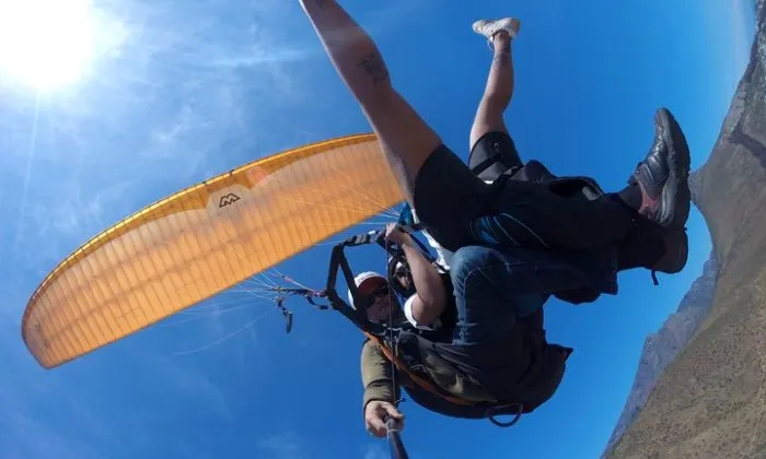 Tandem paragliding experience - Image 6
