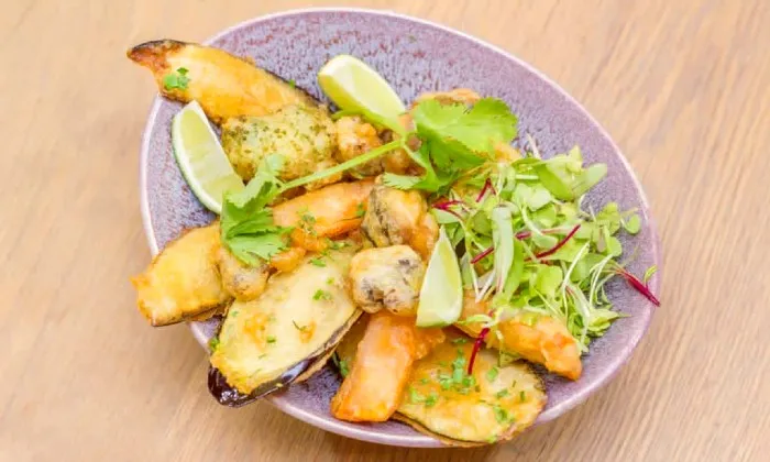 Tapas for 2, 4, or 6 including Wine Station Voucher - Image 9