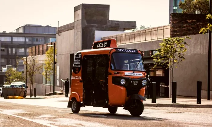 Tuk tuk ride experience - Image 7