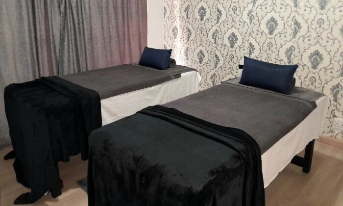 Wax Hair Removal Session at The Treat Day Spa - Image 9