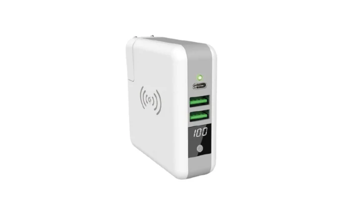 Xqisit Global Super 2-in1 Travel Charger & Powerbank